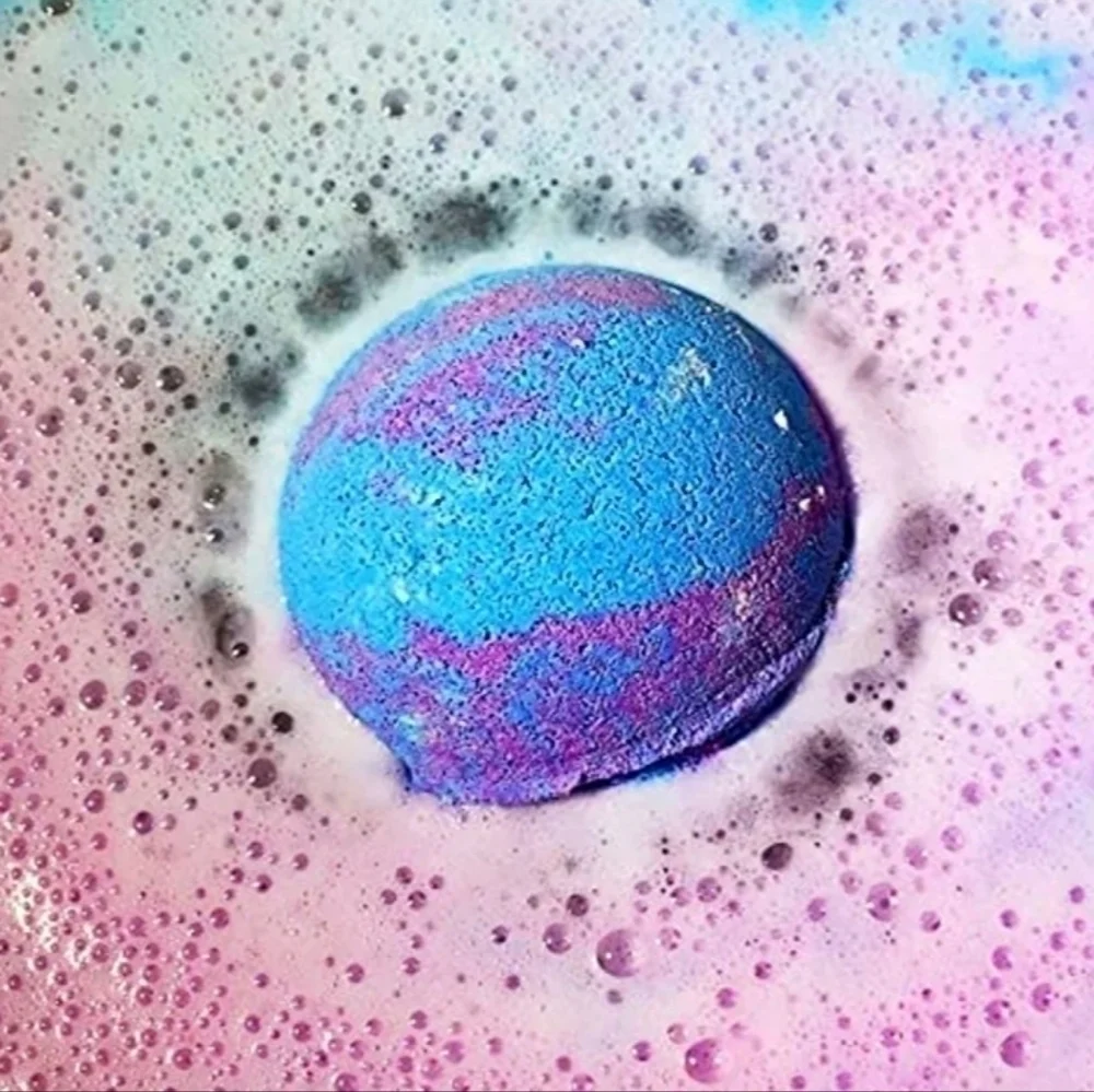 🛑 2 / $40 Sale! Naturally Vain Handmade Natural Bathbombs 9 count NWT